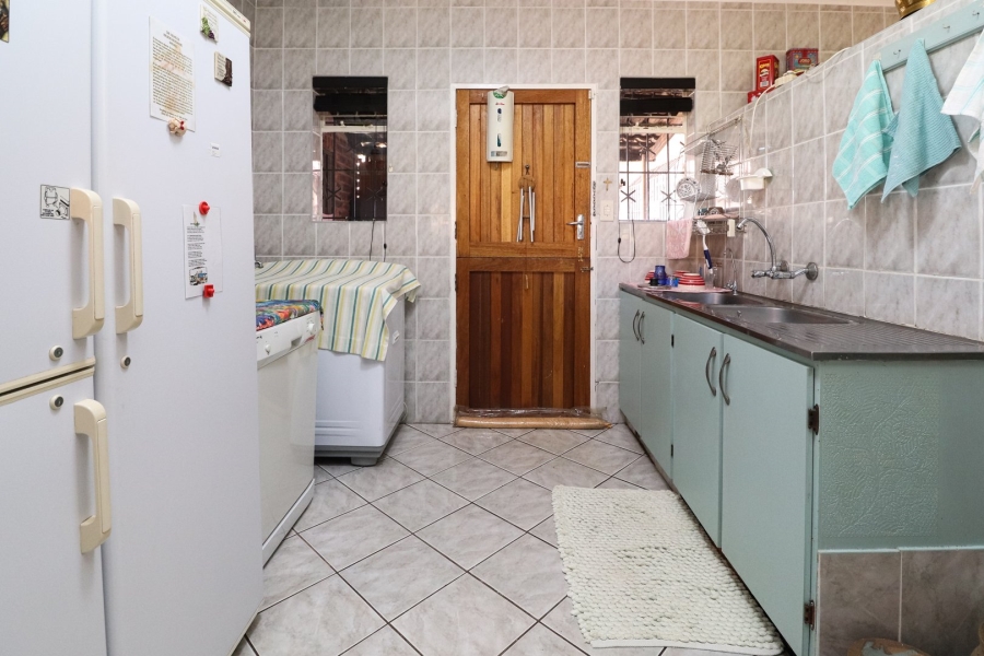 3 Bedroom Property for Sale in Flimieda North West